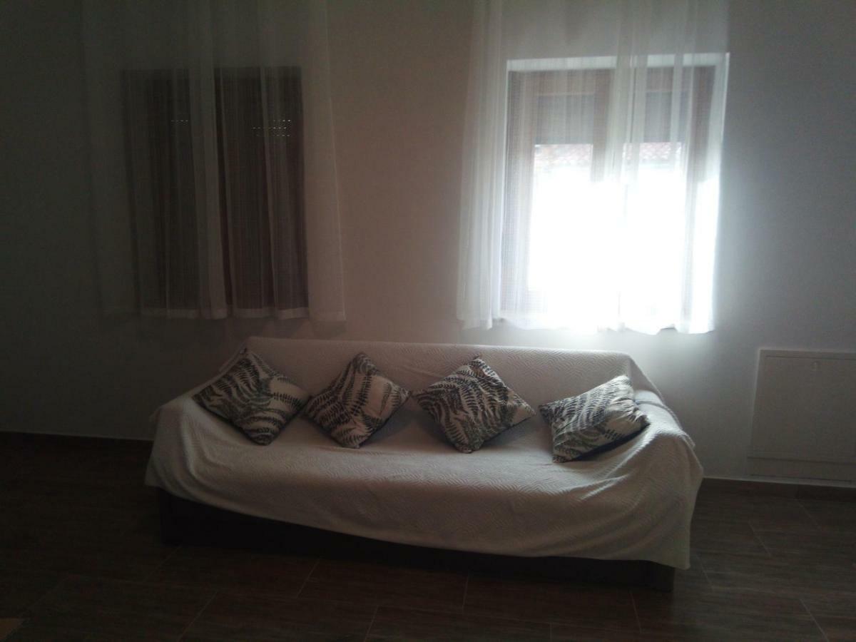 Apartmaji Matazin Črni Kal エクステリア 写真