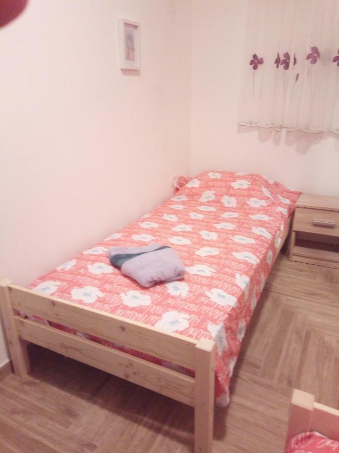 Apartmaji Matazin Črni Kal エクステリア 写真