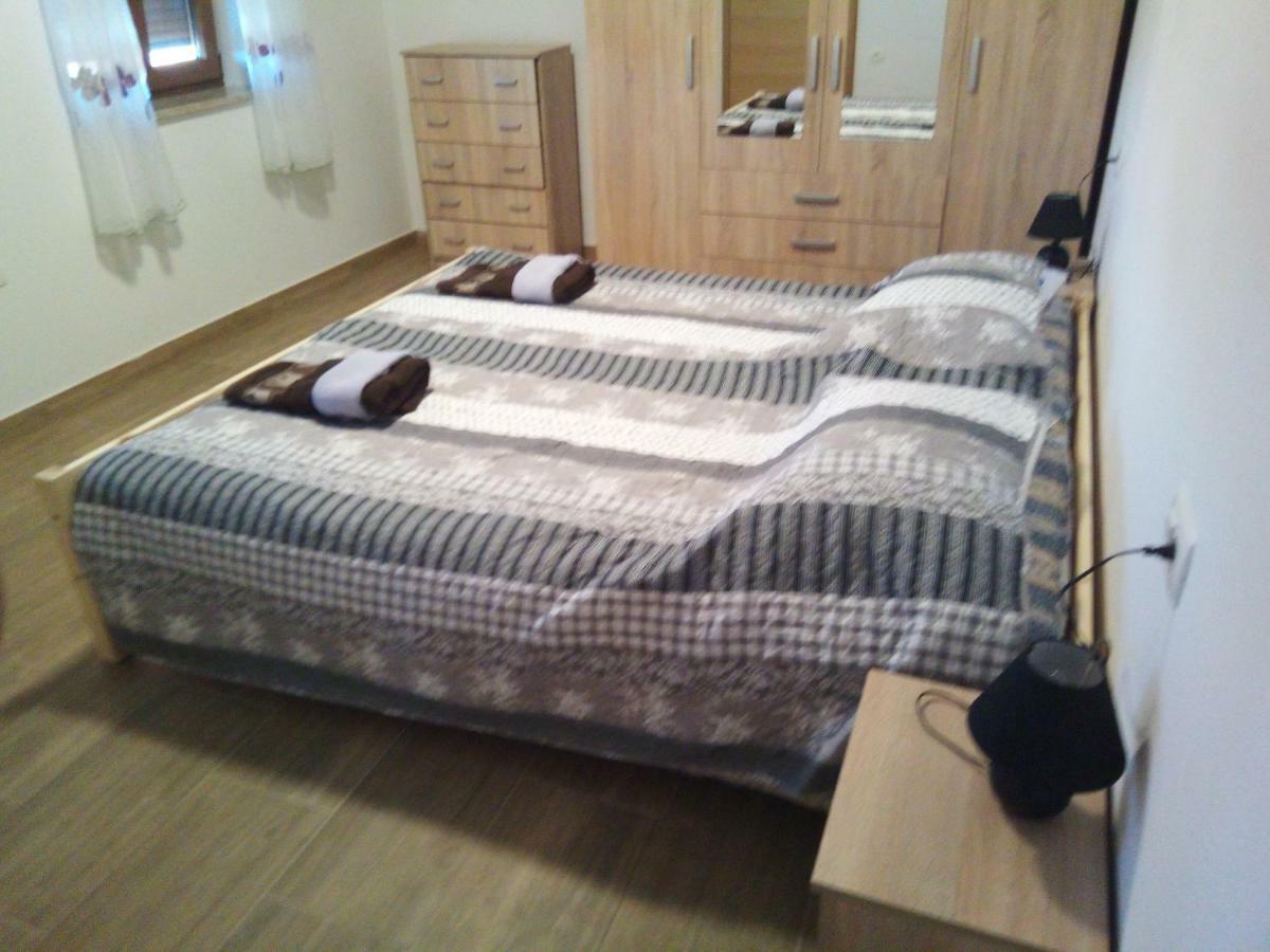 Apartmaji Matazin Črni Kal エクステリア 写真