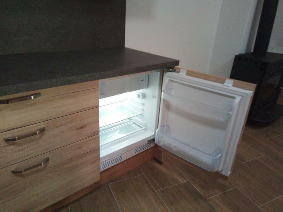 Apartmaji Matazin Črni Kal エクステリア 写真