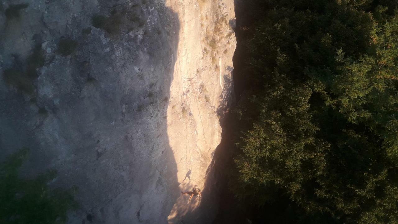 Apartmaji Matazin Črni Kal エクステリア 写真
